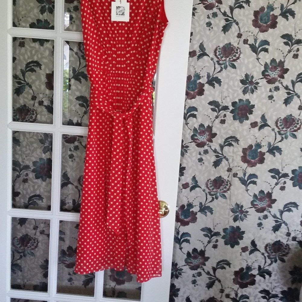Dress NWT - Picture 2 of 6